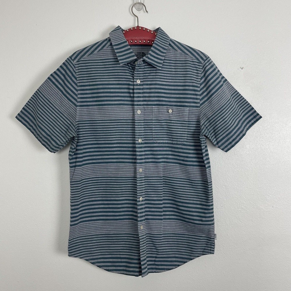 The North Face Short Sleeve Striped Button Down Shirt Blue Gray Medium